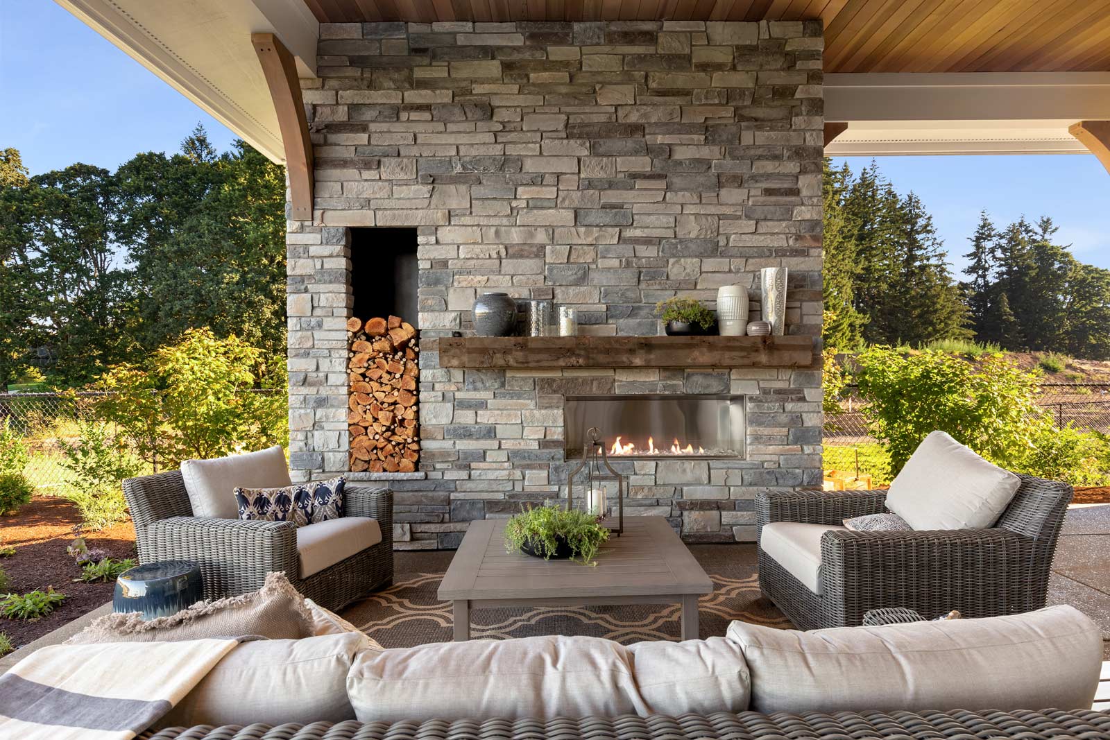 Warm Up The Indoors With Cultured Stone Manufactured Stone Veneer