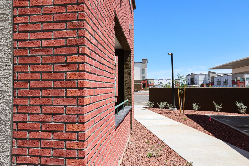 Toro Stone - Vintage Brick, Intense Red